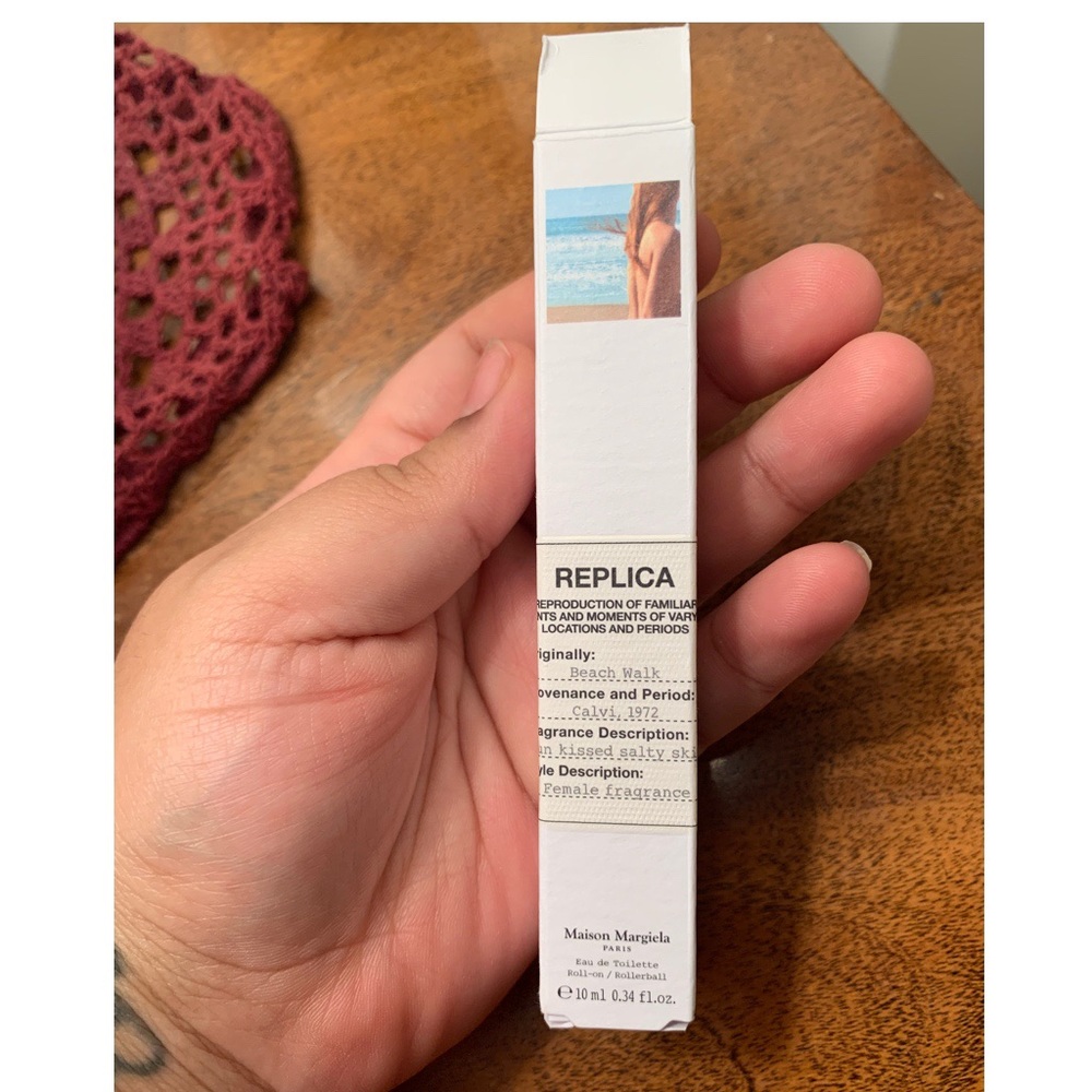 "REPLICA" BEACH WALK by Masion Margiela